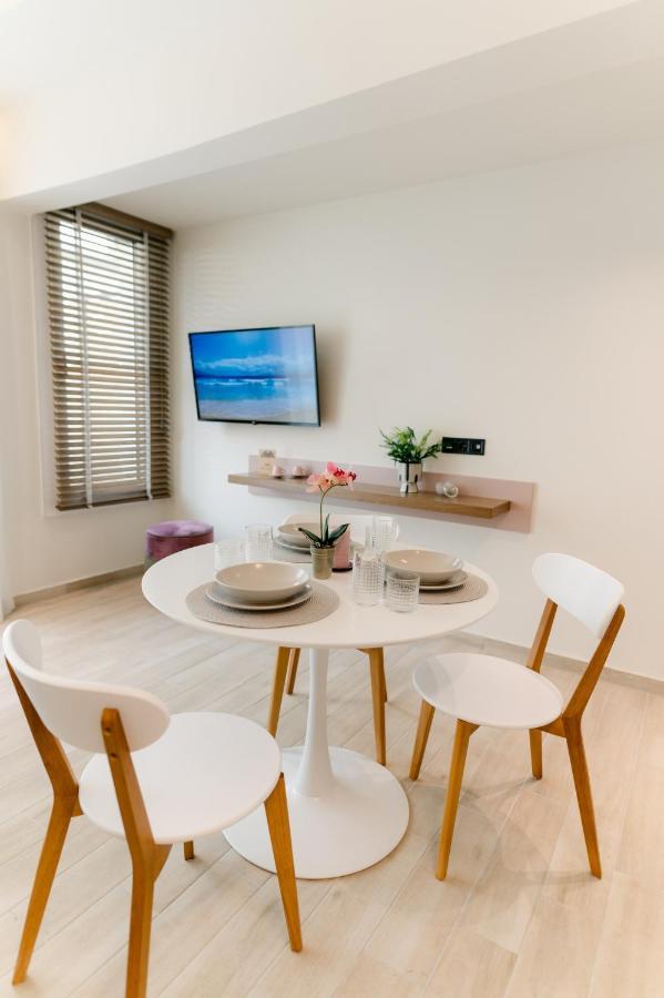 Magico Suites City Heart Luxury Appartments Alexandroupoli Exterior photo